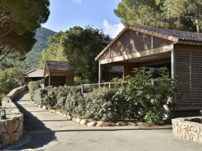 Chalet in a holiday complex with direct sea access